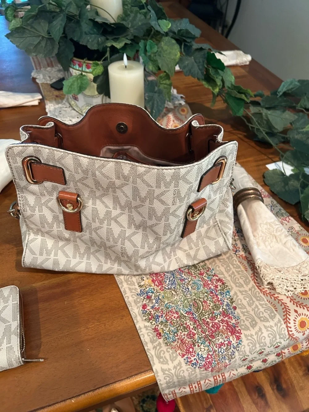 Michael Kori  Hamilton Cream MK Logo Shoulder Bag with Brown Leather Trim - Picture 3 of 4